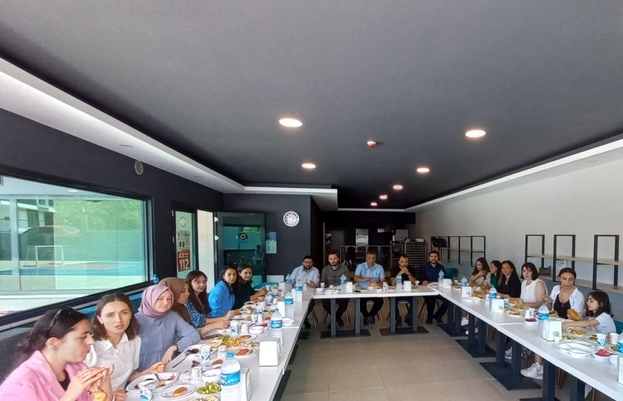 ÖĞRETMENLER İLE YIL SONU ETKİNLİĞİ